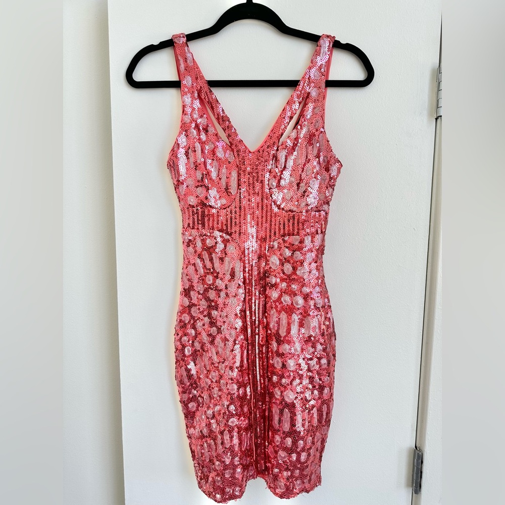 BEBE SEQUIN LUXURY DRESS